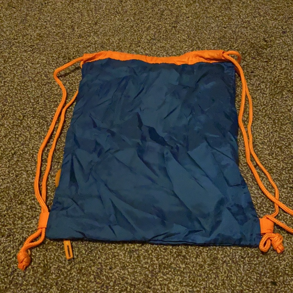Drawstring bag - Picture 3 of 5